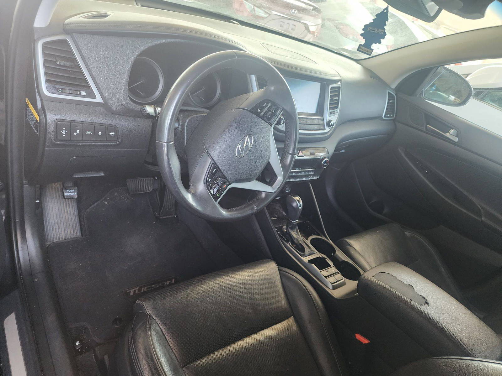 2016 HYUNDAI TUCSON — 125609 Miles — Lot 37404289 - Marhaba Auctions Used Cars - Image 4