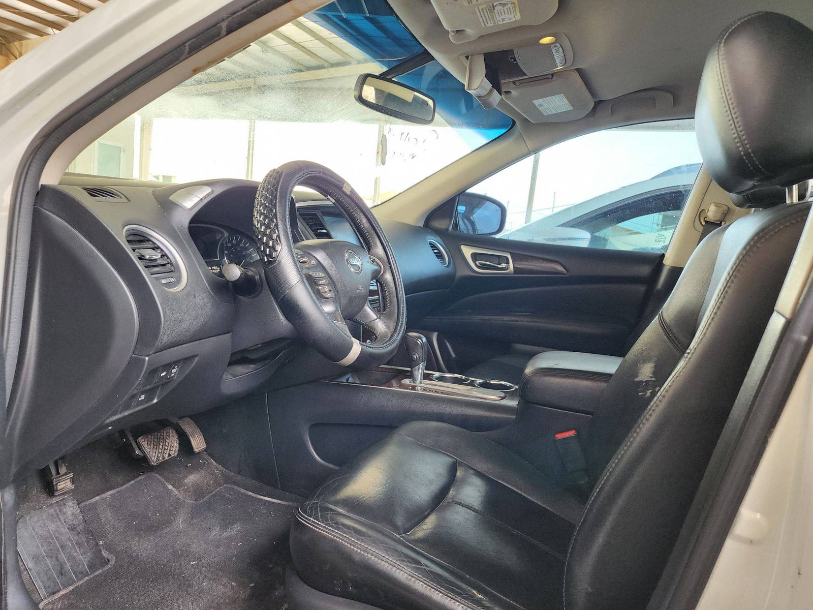 2013 NISSAN PATHFINDER — 161464 Miles — Lot 881110 — Souq - Marhaba Auctions Used Cars - Image 8