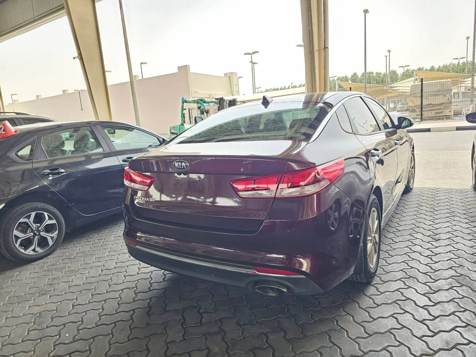2018 KIA OPTIMA — 199269 Miles — Lot 7JG243016 — Souq - Marhaba Auctions Used Cars - Image 3