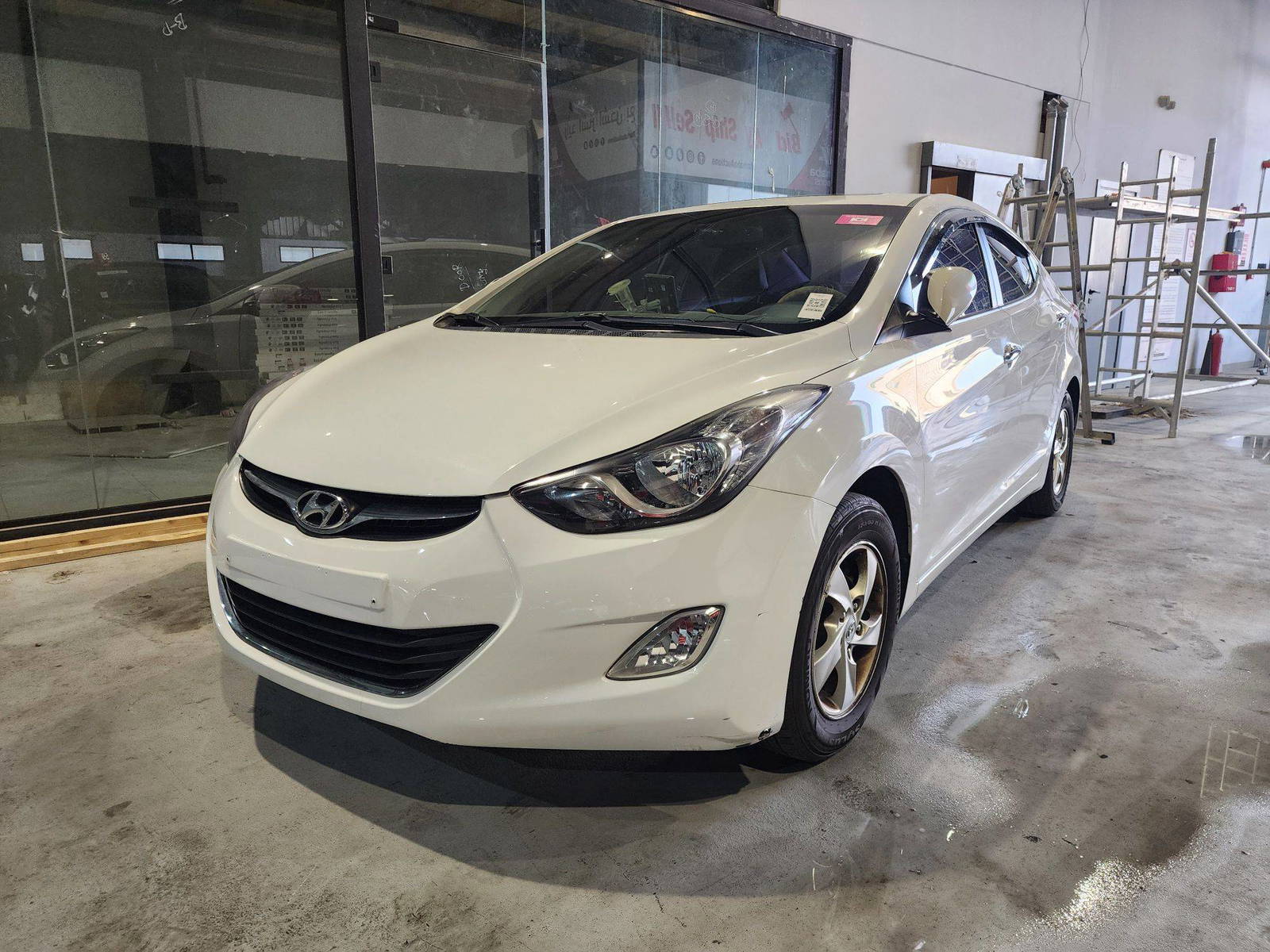 2011 HYUNDAI AVANTE — 169868 KM — Lot 092327 — Al Quoz - Marhaba Auctions Used Cars - Image 5