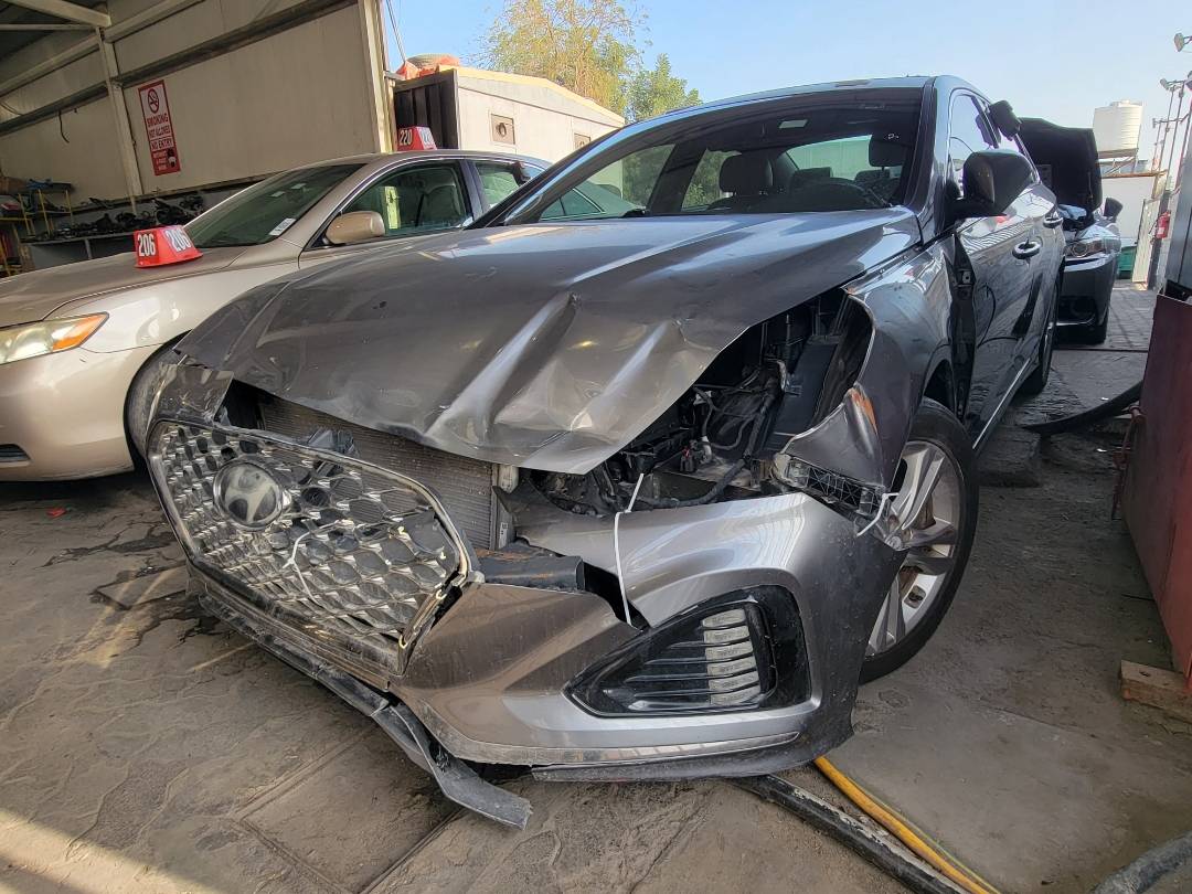 2018 HYUNDAI SONATA — 181717 Miles — Lot H713484 — Main - Marhaba Auctions Used Cars - Image 4