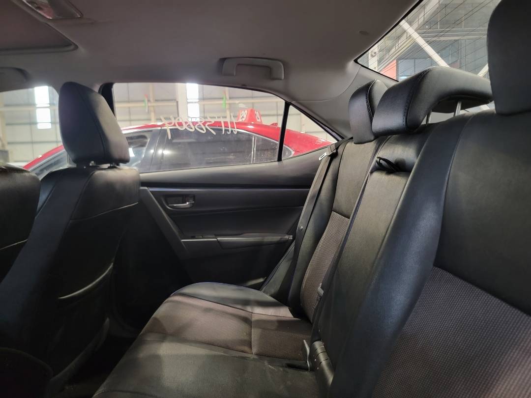 2018 TOYOTA COROLLA — 82563 Miles — Lot 49423 — Main - Marhaba Auctions Used Cars - Image 8