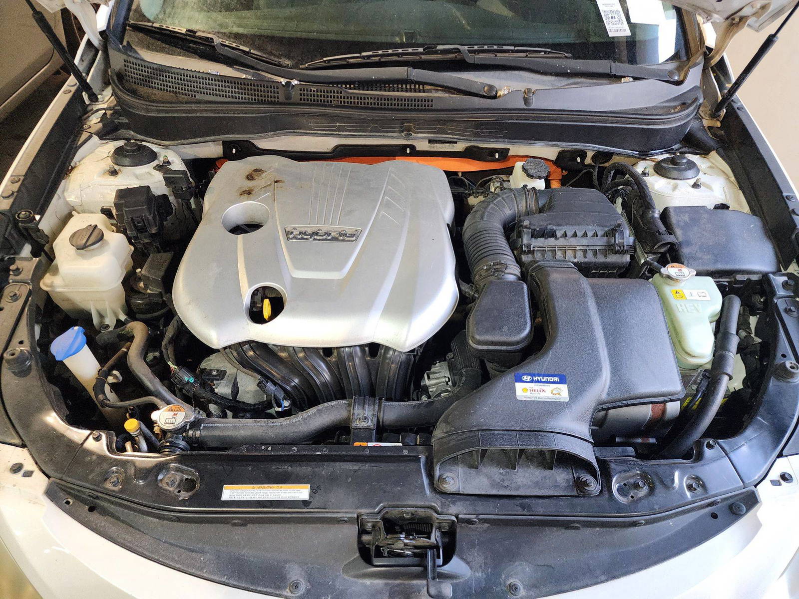 2012 HYUNDAI SONATA — 118594 Miles — Lot 22284 — Al Quoz - Marhaba Auctions Used Cars - Image 12