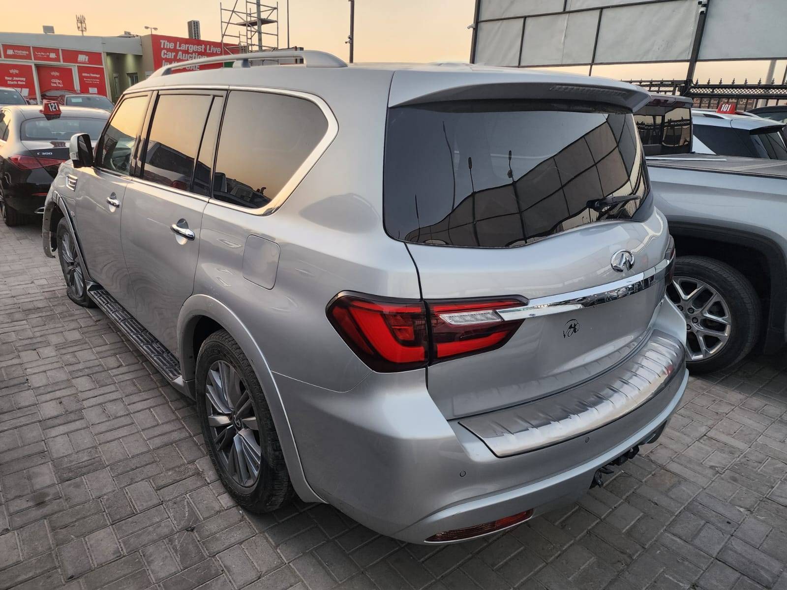 INFINITI QX80 2019 - Marhaba Auction Used Cars - Image 7
