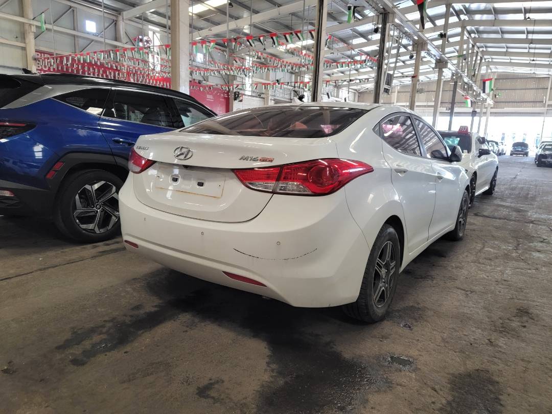2011 HYUNDAI AVANTE — 123217 KM — Lot 115748 — Main - Marhaba Auctions Used Cars - Image 4