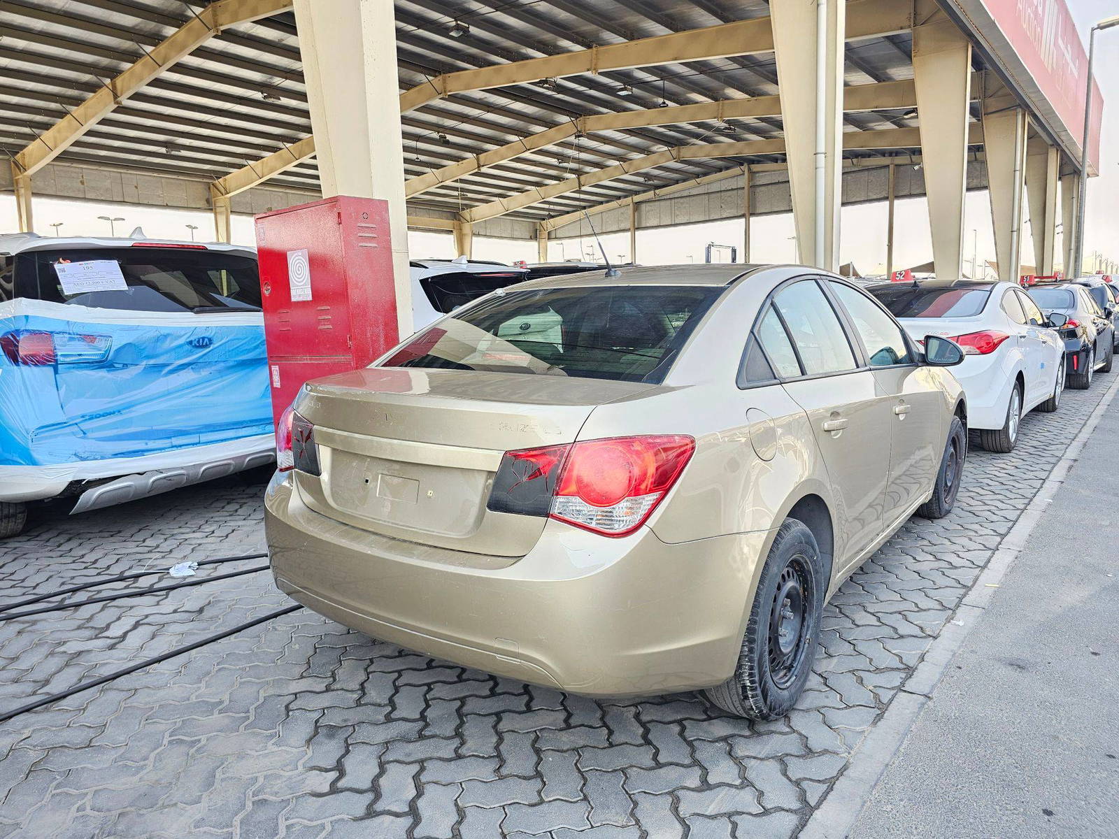 2010 CHEVROLET CRUIZE — Lot 0AK638083 — Souq - Marhaba Auctions Used Cars - Image 3