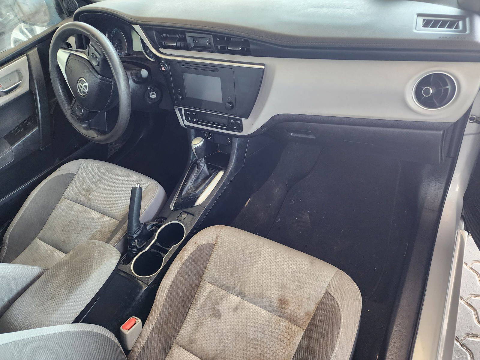 2018 TOYOTA COROLLA — 185230 Miles — Lot JC964372 — Ind. 12 - Marhaba Auctions Used Cars - Image 4