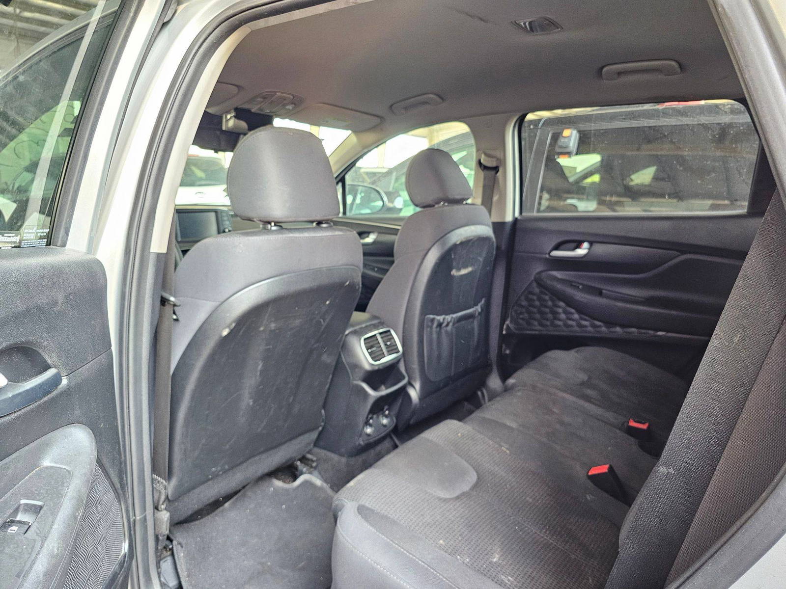 2020 HYUNDAI SANTA FE — 114140 Miles — Lot H176314 — Ind. 12 - Marhaba Auctions Used Cars - Image 6