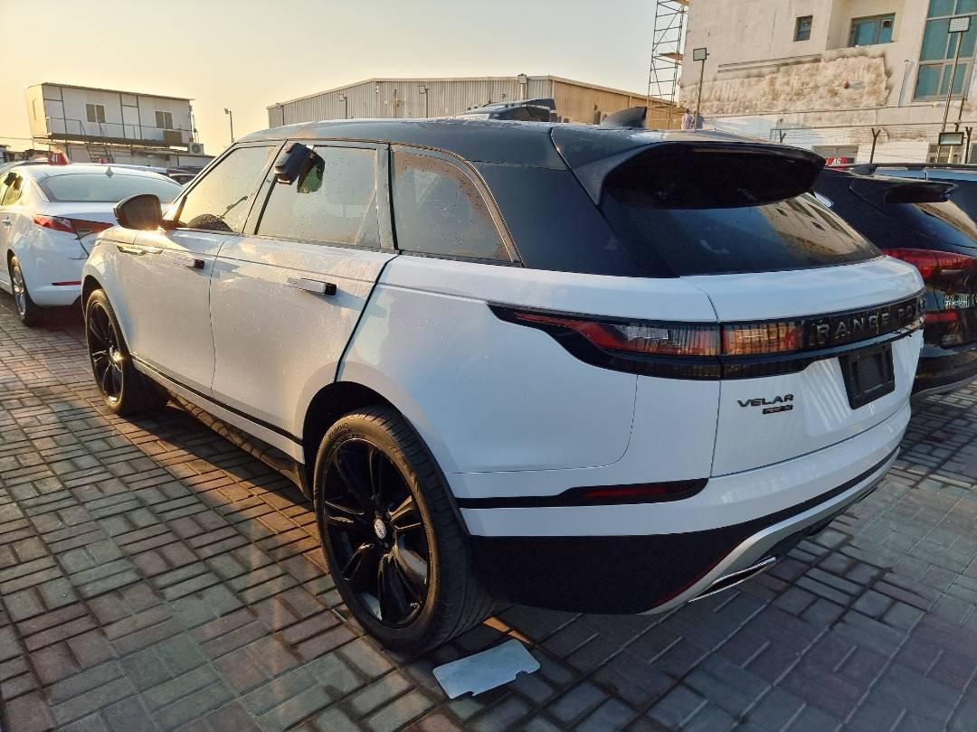 2019 LAND ROVER RANGE ROVER VELAR — 91391 Miles — Lot 43632953 — Al Quoz - Marhaba Auctions Used Cars - Image 5