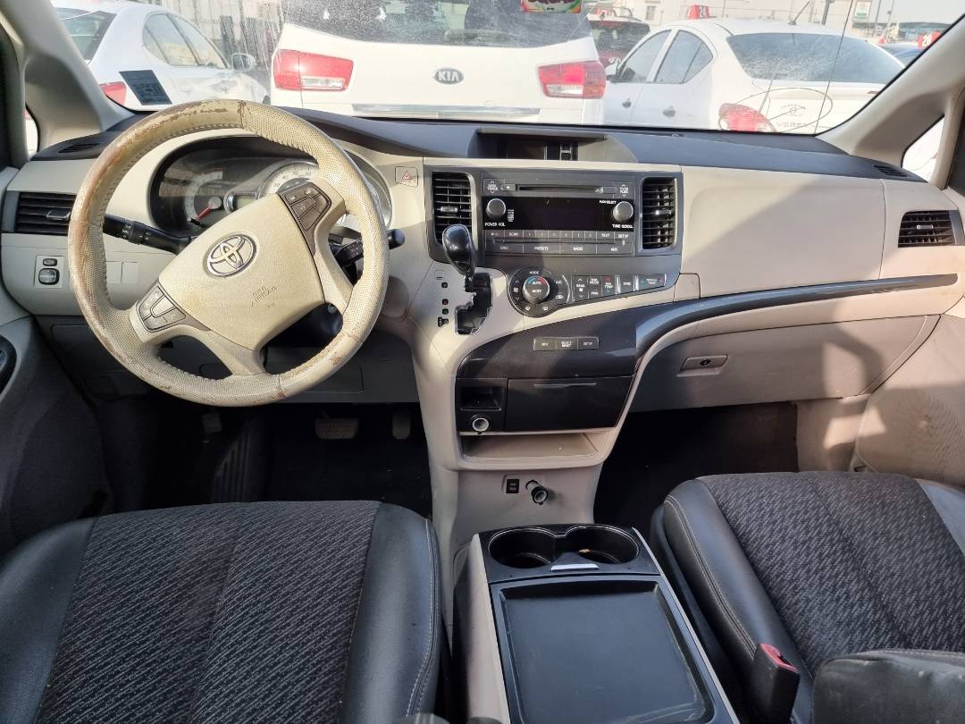 2011 TOYOTA SIENNA — 202096 Miles — Lot 215478 — Souq - Marhaba Auctions Used Cars - Image 8