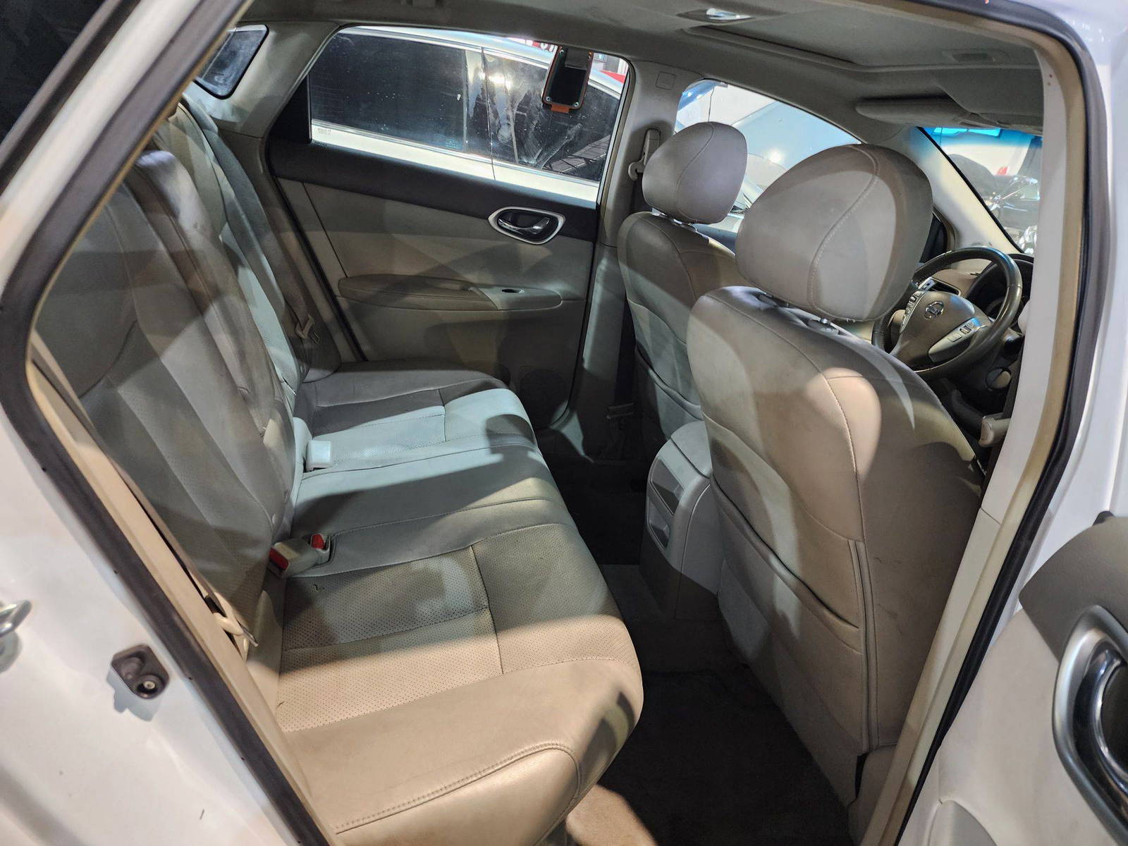 2013 NISSAN SENTRA — 154039 Miles — Lot 724224 — Al Quoz - Marhaba Auctions Used Cars - Image 7