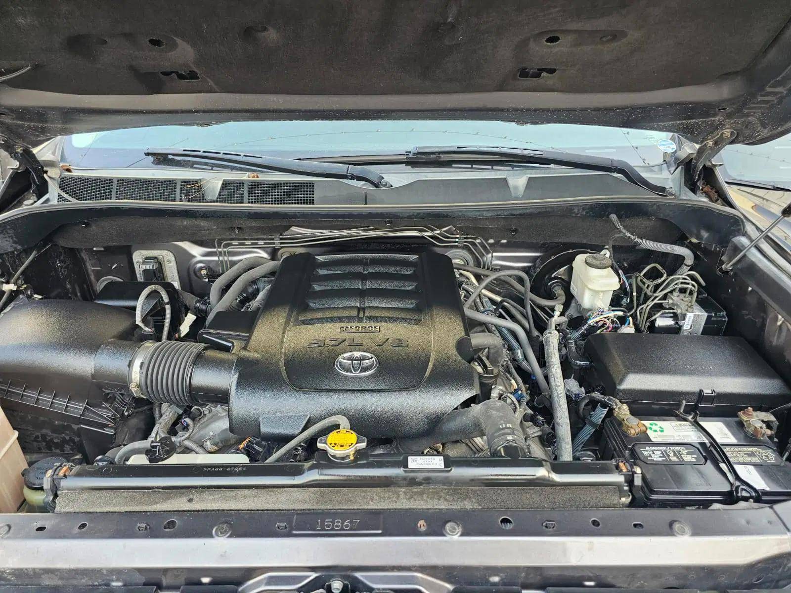 2017 TOYOTA TUNDRA — 121472 Miles — Lot 9HX615353 — Main - Marhaba Auctions Used Cars - Image 12