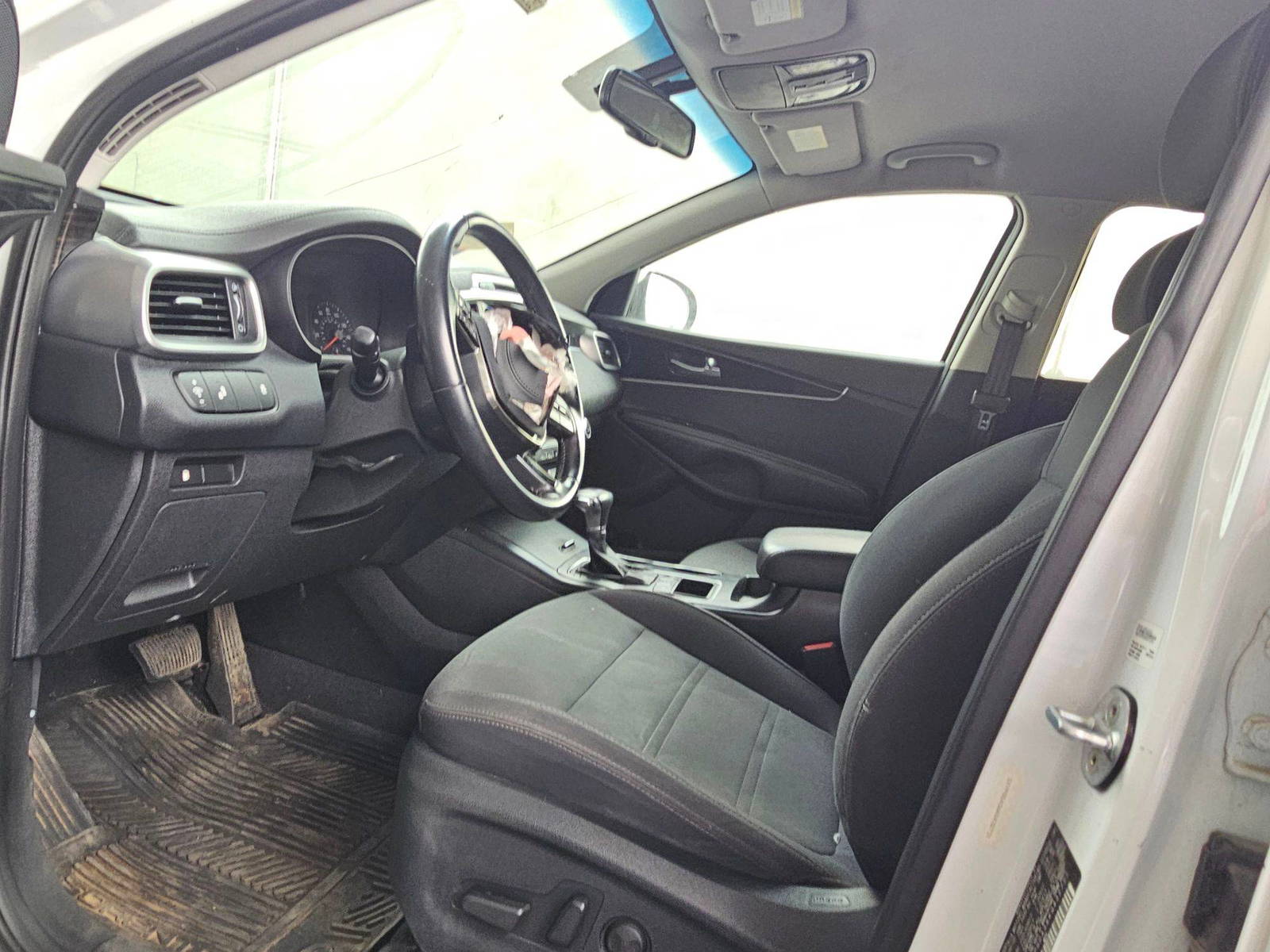 KIA SORENTO 2019 - Marhaba Auction Used Cars - Image 9