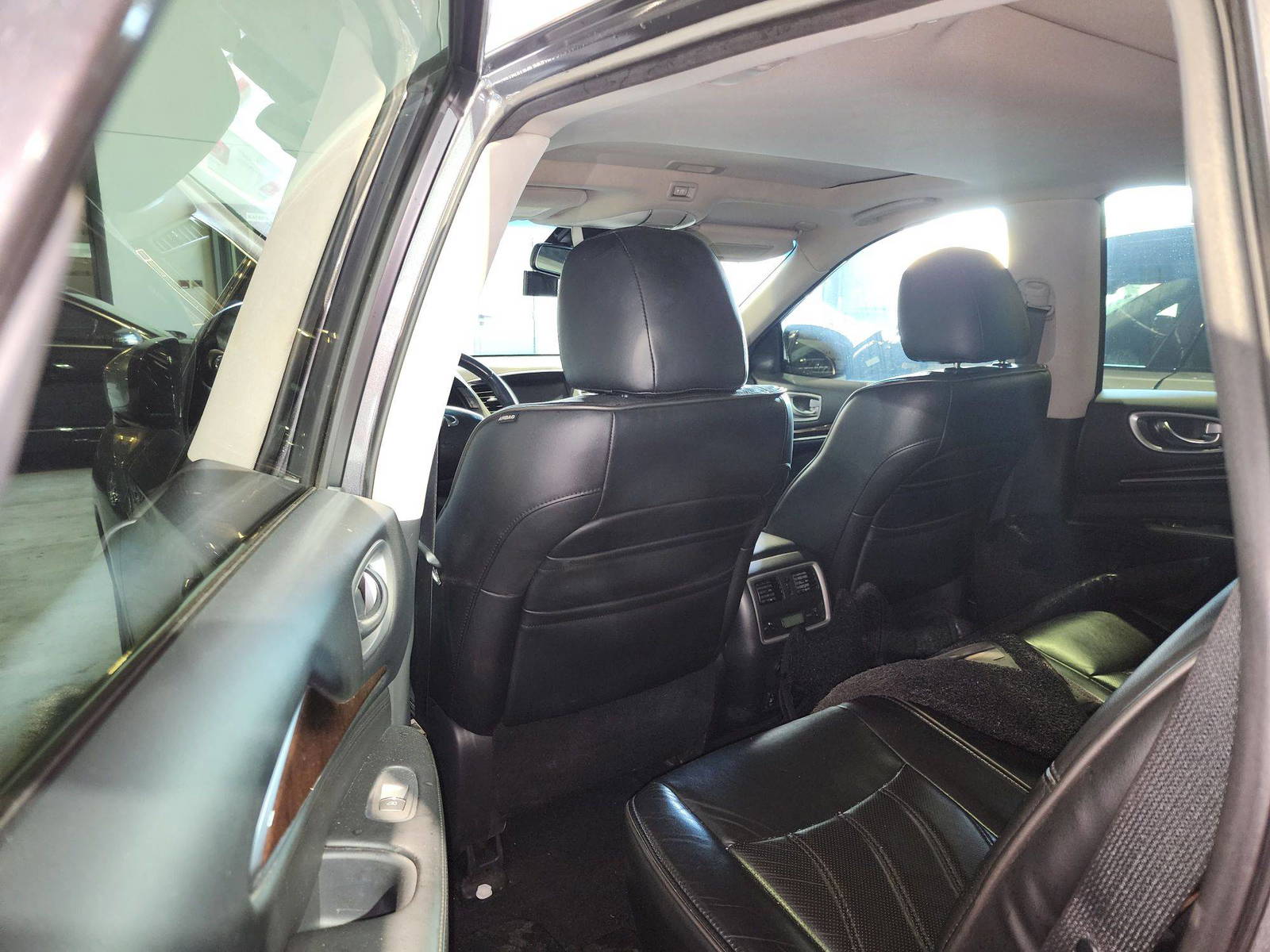 2015 INFINITI QX60 — 190941 KM — Lot 542091 — Al Quoz - Marhaba Auctions Used Cars - Image 8