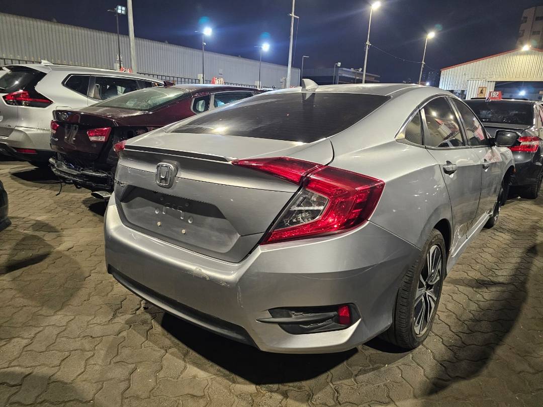 2018 HONDA CIVIC — 102830 Miles — Lot 009330 — Main - Marhaba Auctions Used Cars - Image 10