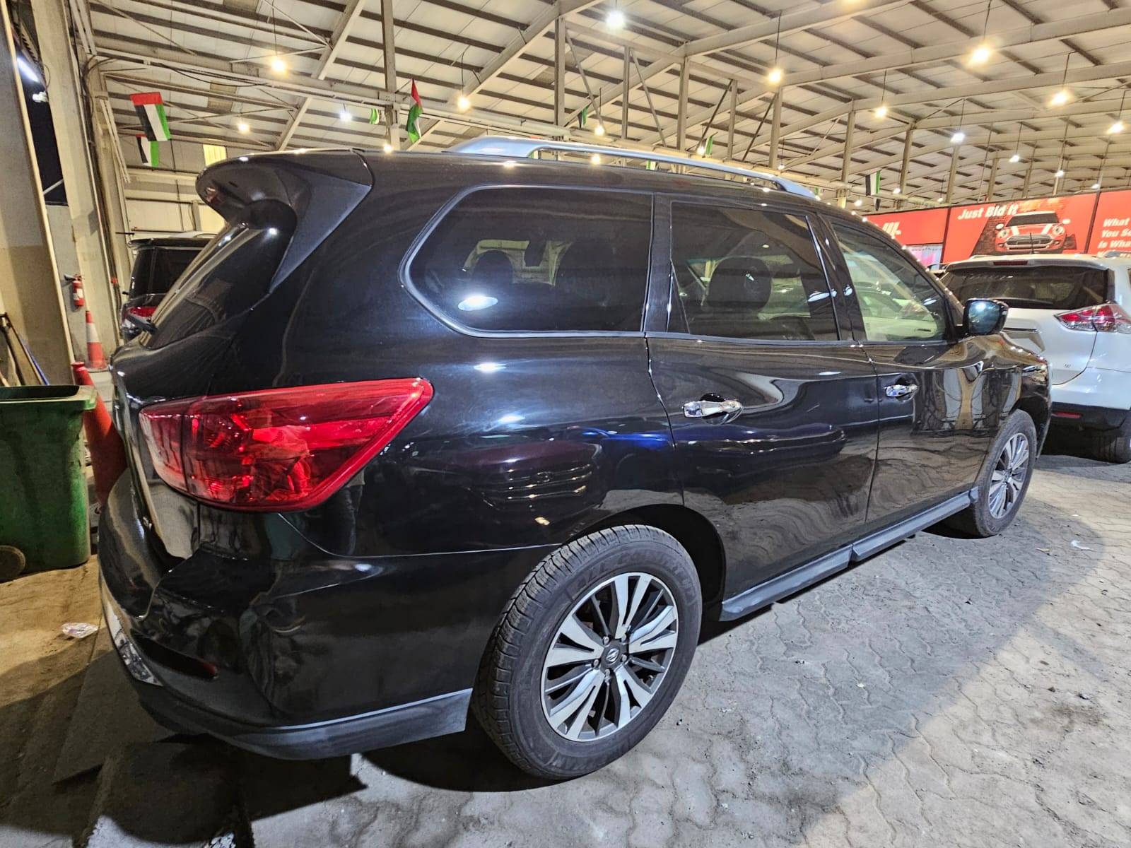 2017 NISSAN PATHFINDER — 185683 Miles — Lot HC662195 — Main - Marhaba Auctions Used Cars - Image 3