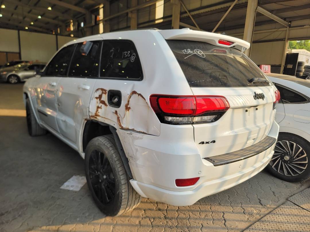 2018 JEEP GRAND CHEROKEE LAREDO — 125654 Miles — Lot JC123035 — Main - Marhaba Auctions Used Cars - Image 3