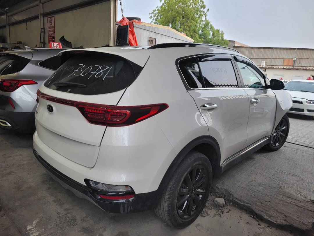 2020 KIA SPORTAGE — 38105 Miles — Lot C6L7750781 — Main - Marhaba Auctions Used Cars - Image 3