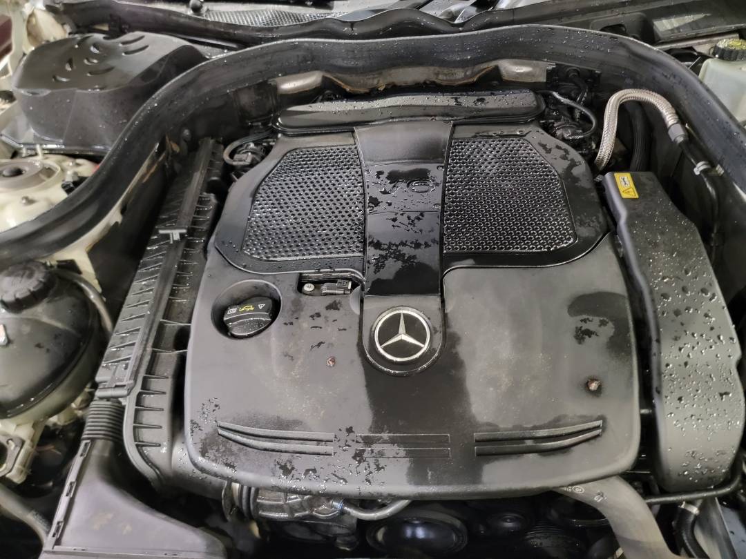 2012 MERCEDES BENZ E 350 — 216726 Miles — Lot 80465823 - Marhaba Auctions Used Cars - Image 9