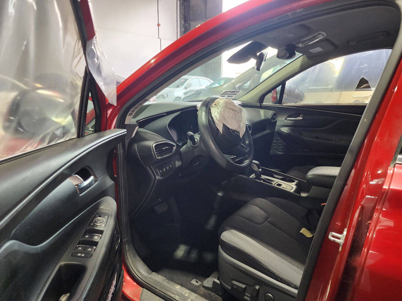 2019 HYUNDAI SANTA FE — 36805 Miles — Lot 41562596 — Al Quoz - Marhaba Auctions Used Cars - Image 9
