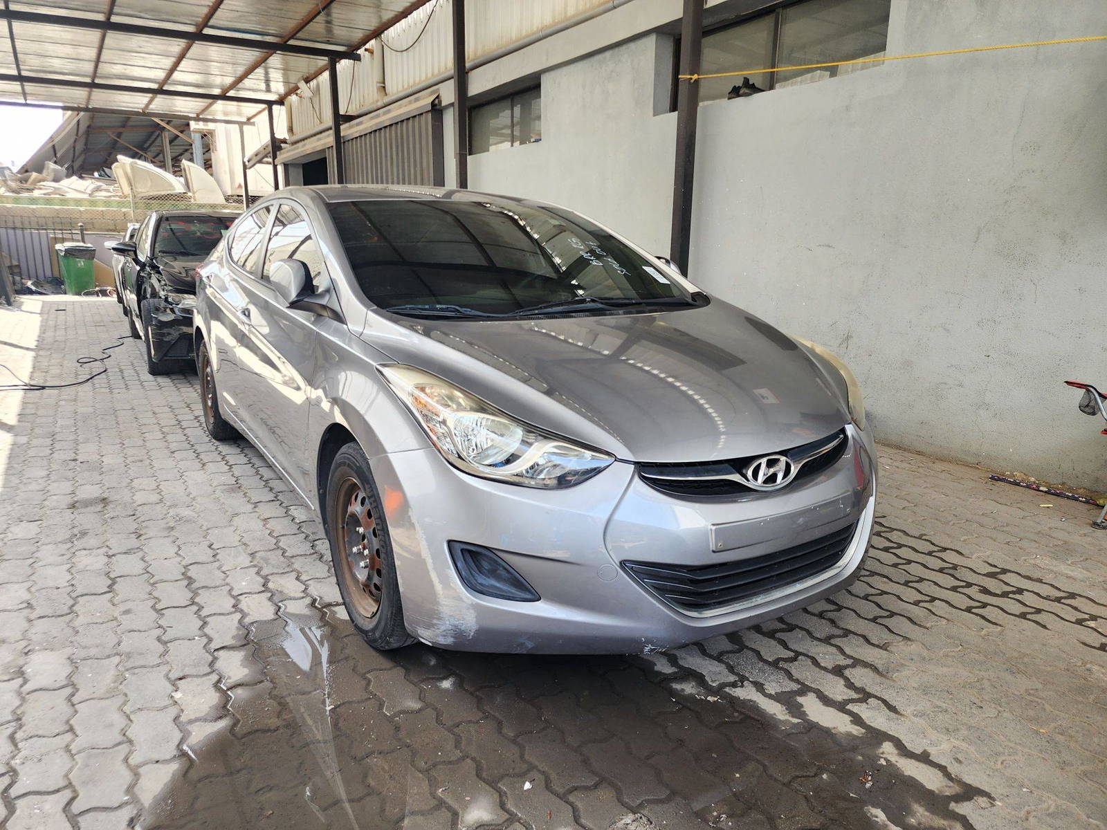 2012 HYUNDAI AVANTE — 131831 KM — Lot 287191 — Al Quoz - Marhaba Auctions Used Cars - Image 6