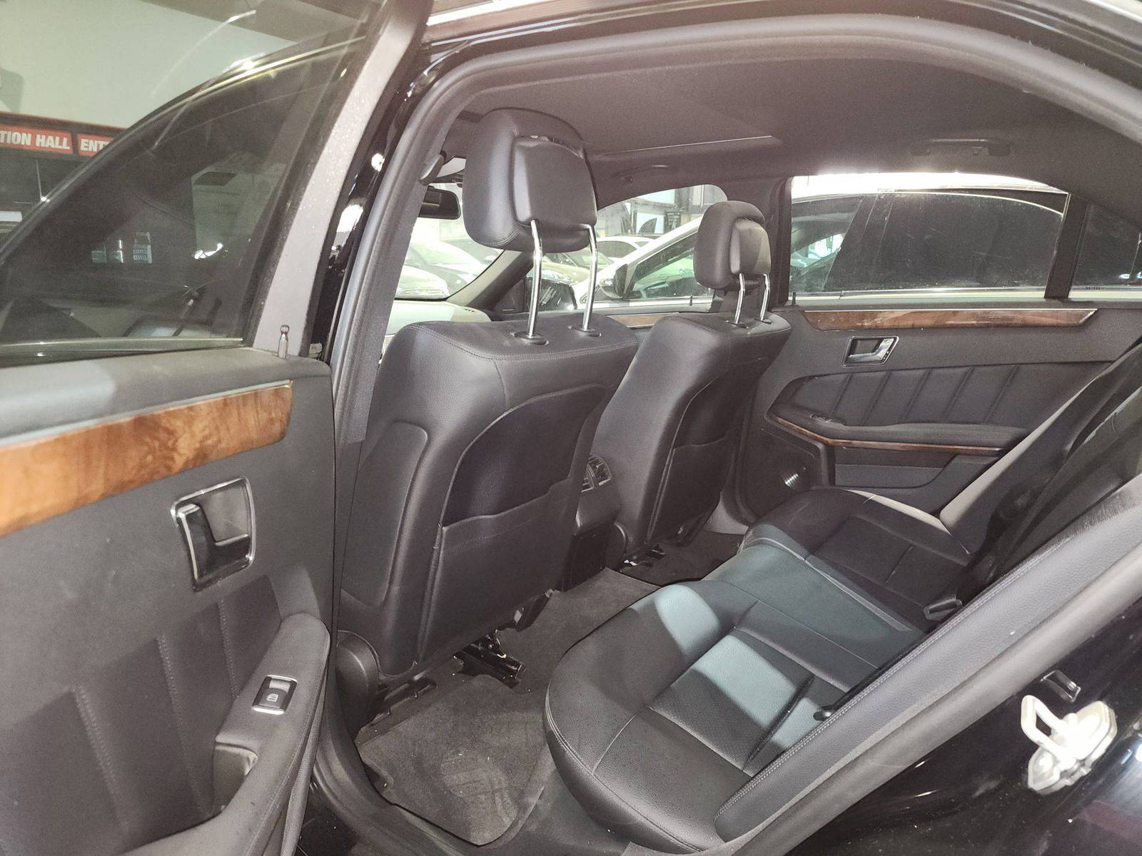 MERCEDES BENZ E 350 2011 - Marhaba Auction Used Cars - Image 8