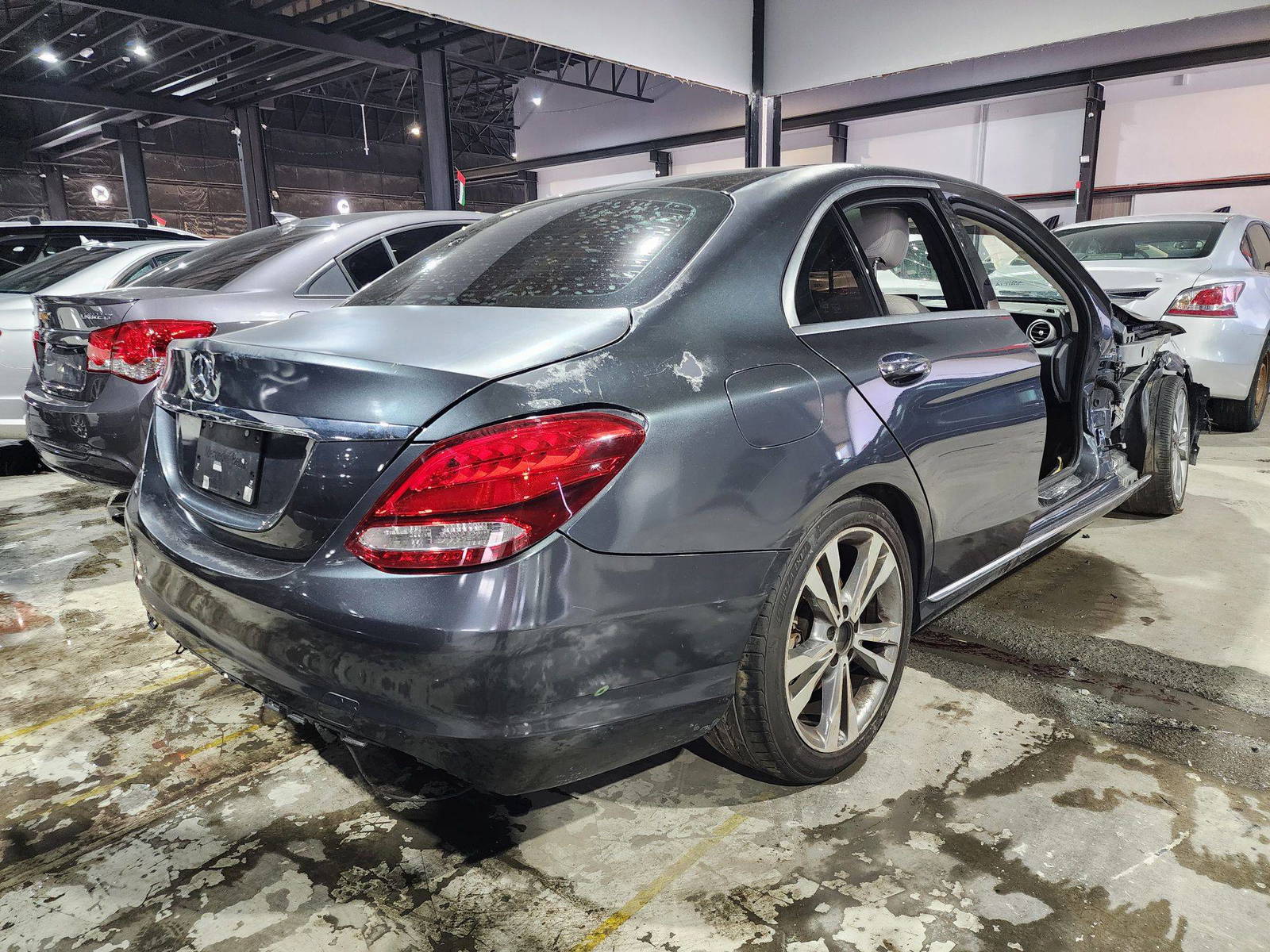 MERCEDES BENZ C300 2015 - Marhaba Auction Used Cars - Image 5