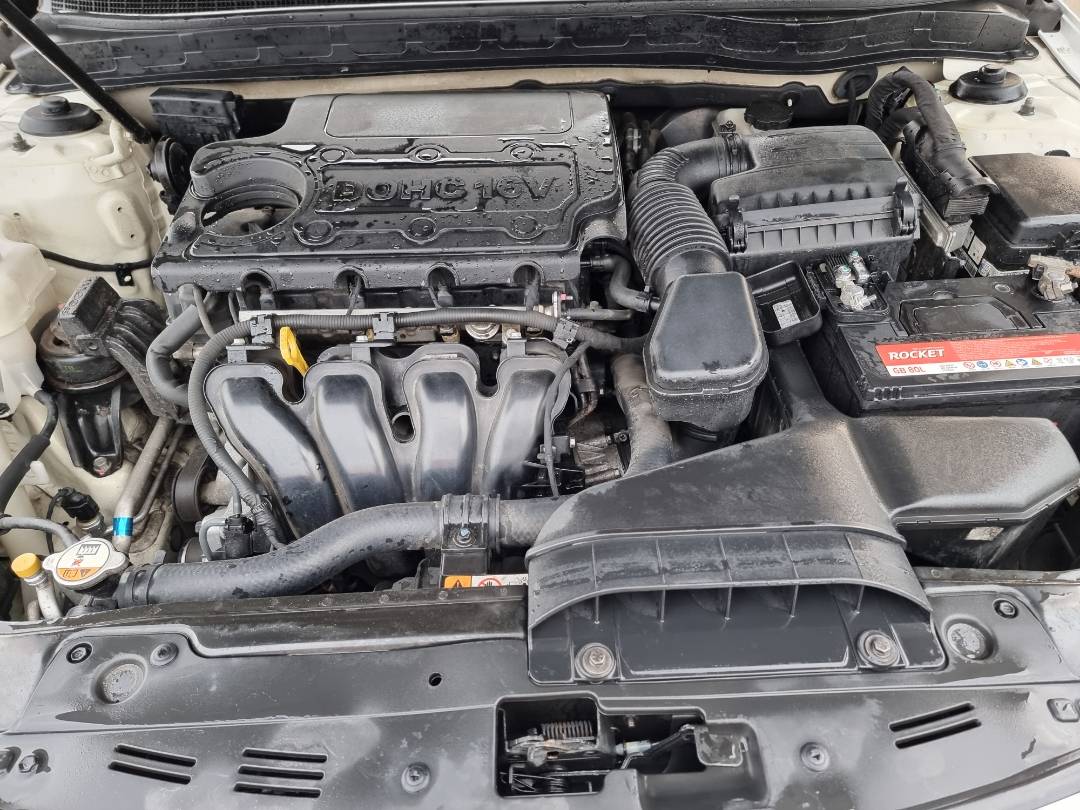 2012 KIA K5 — 203354 KM — Lot 224446 — Souq - Marhaba Auctions Used Cars - Image 10