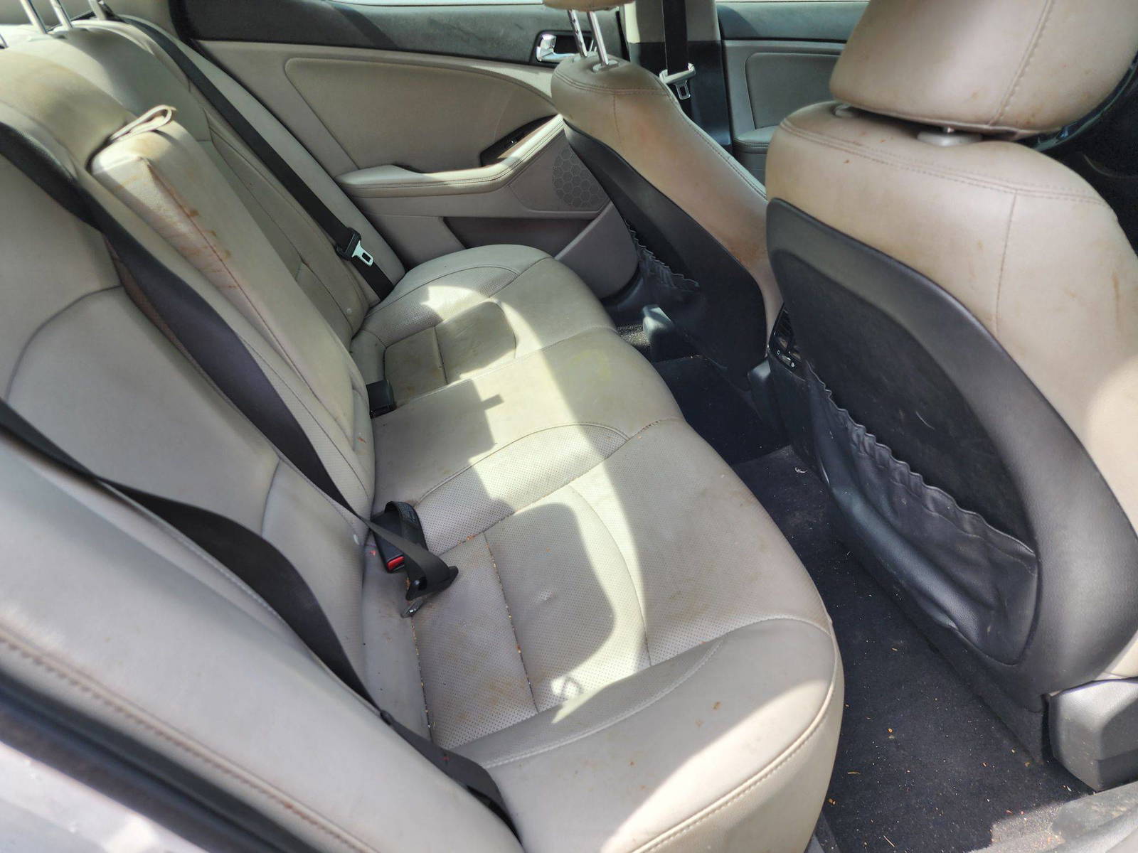 2014 KIA OPTIMA — 170505 Miles — Lot 350970 — Al Quoz - Marhaba Auctions Used Cars - Image 7