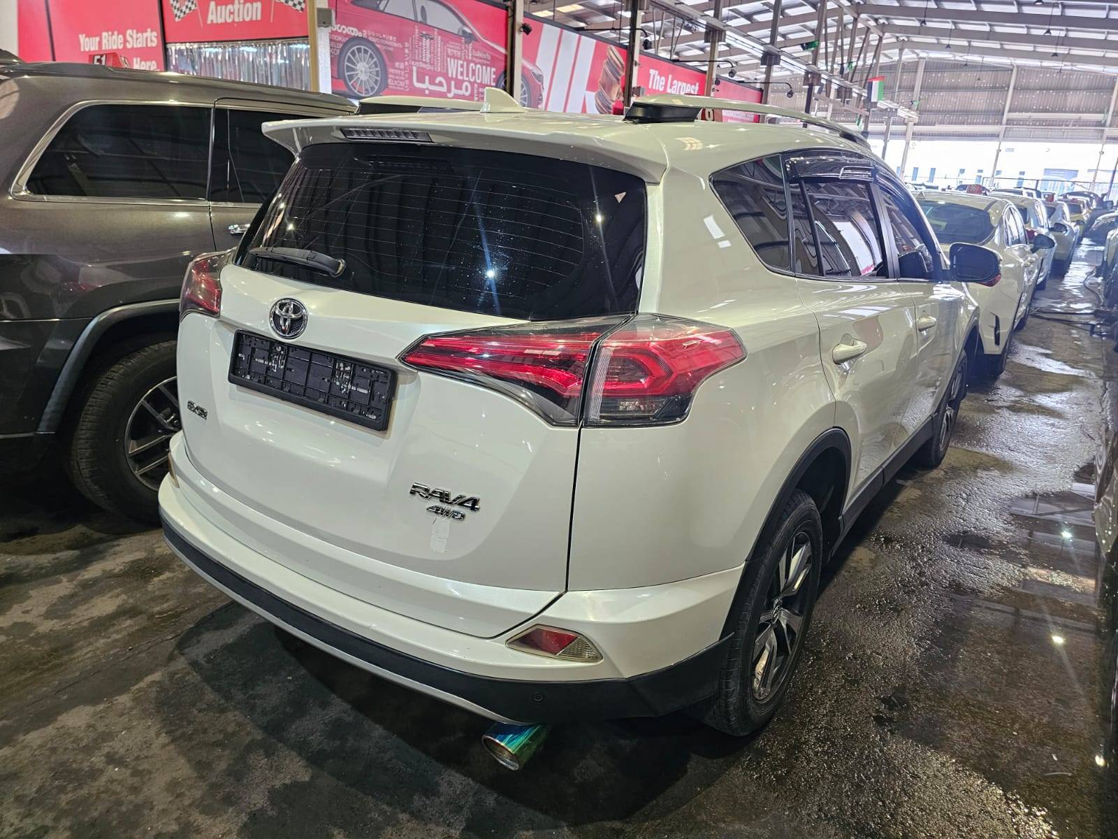 2018 TOYOTA RAV4 — 396042 KM — Lot 6JJ262049 — Main - Marhaba Auctions Used Cars - Image 6