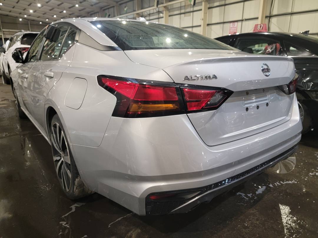 2019 NISSAN ALTIMA — 140622 Miles — Lot 0KC195264 — Main - Marhaba Auctions Used Cars - Image 4