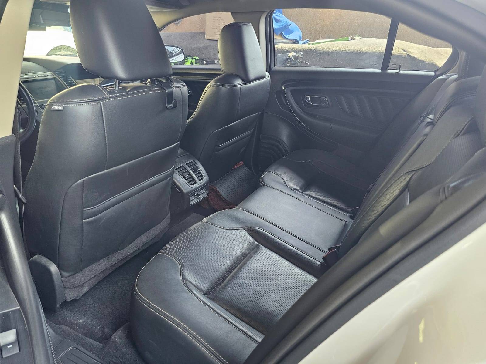 2011 FORD TAURUS — 85201 KM — Lot BG138284 — Main - Marhaba Auctions Used Cars - Image 6