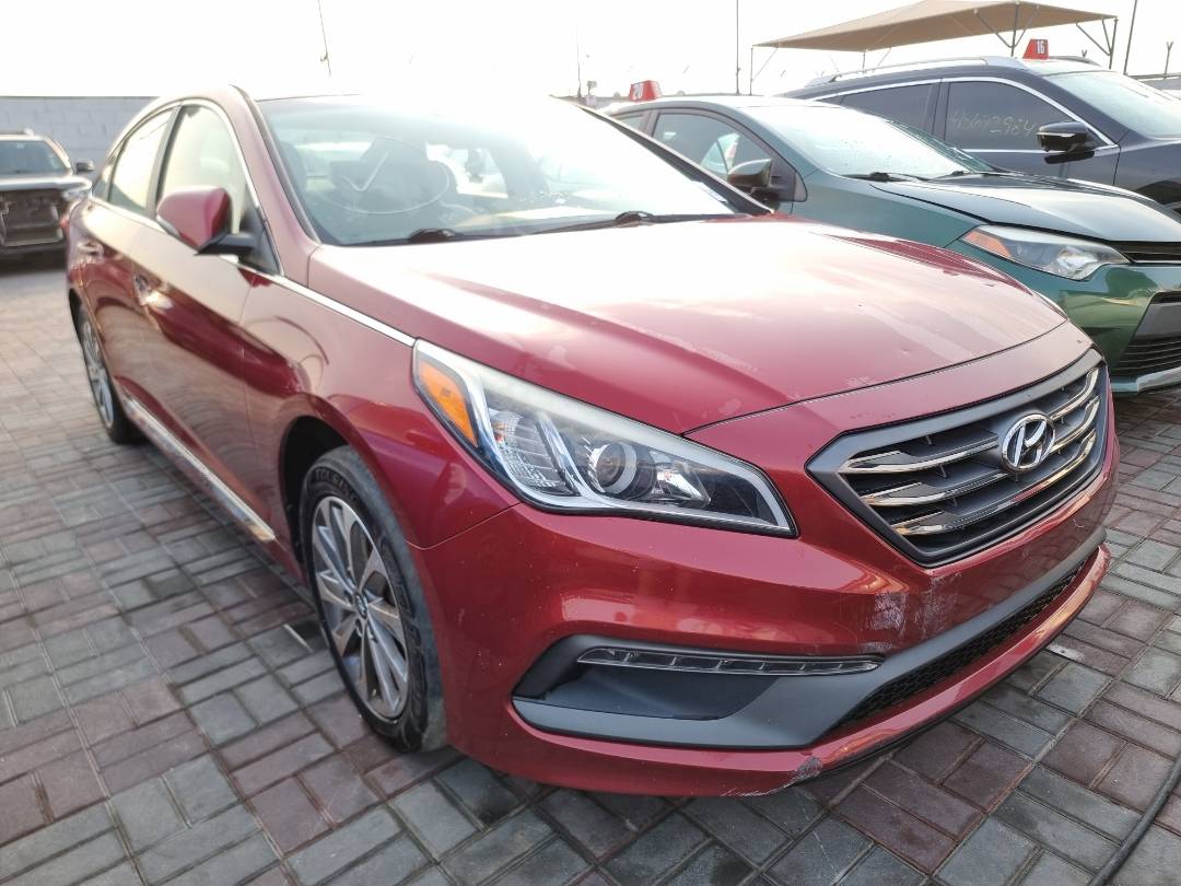 2015 HYUNDAI SONATA — 105685 Miles — Lot 125698 — Ind. 12 - Marhaba Auctions Used Cars - Image 4