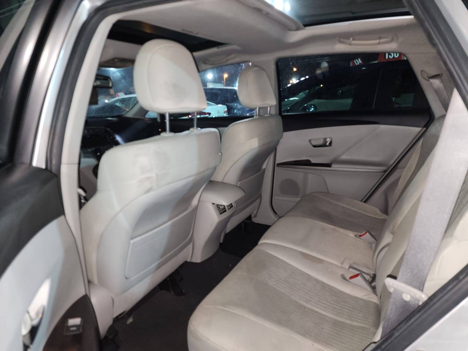 2011 TOYOTA VENZA — 137320 Miles — Lot 94171355 — Souq - Marhaba Auctions Used Cars - Image 7