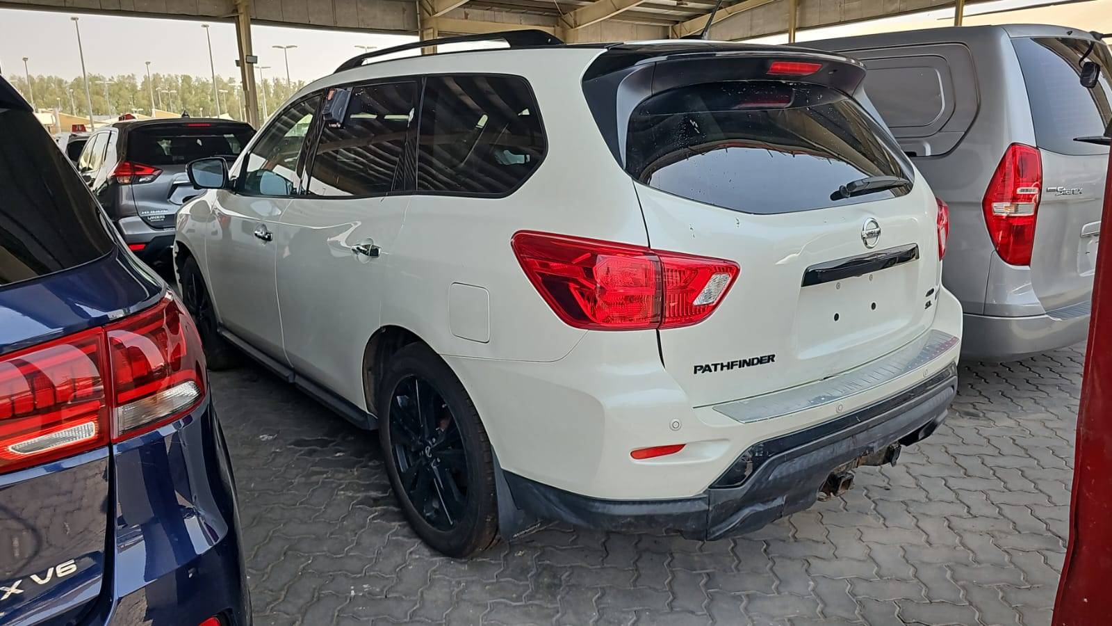 NISSAN PATHFINDER