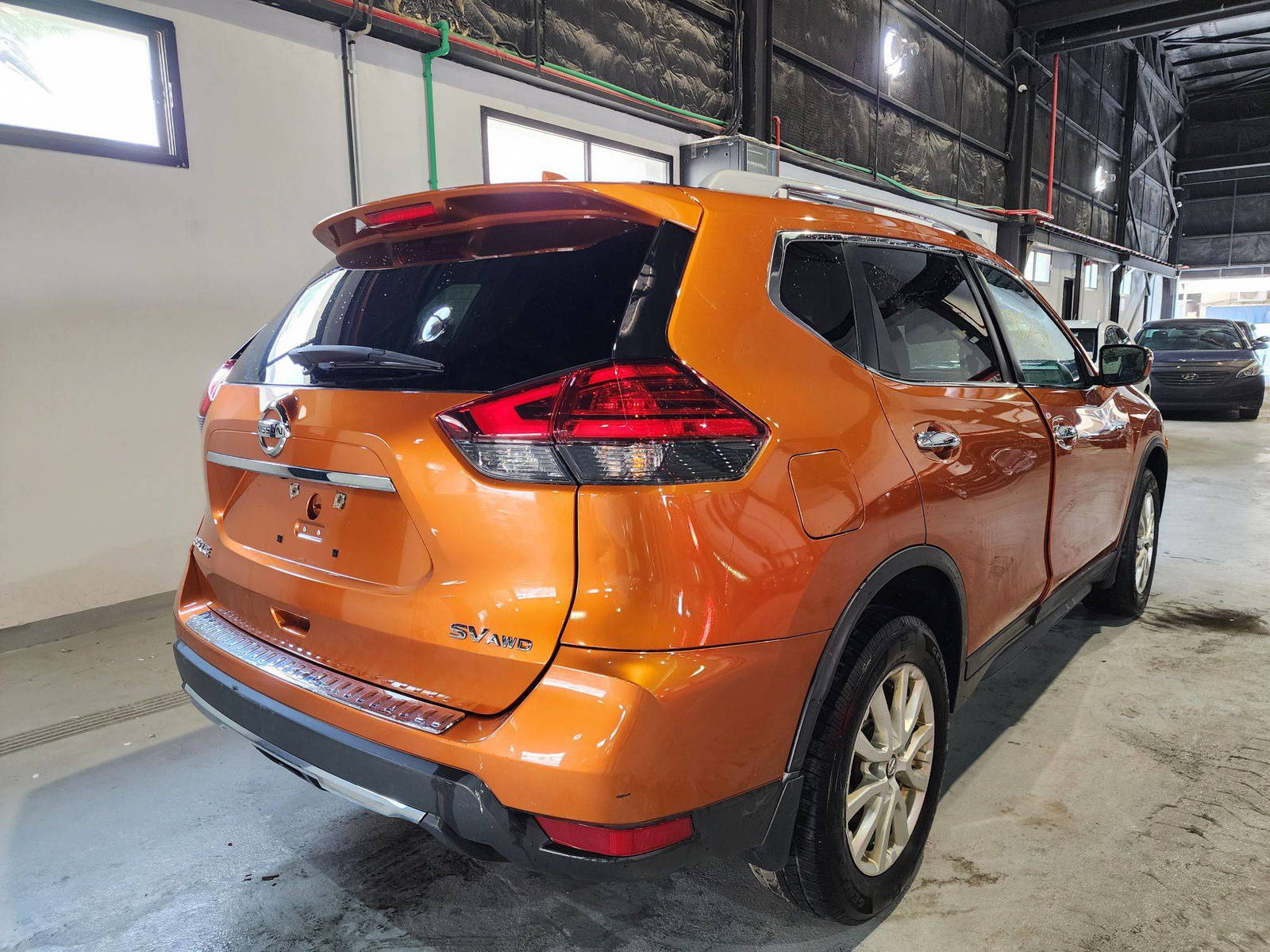 2017 NISSAN ROGUE — 107648 Miles — Lot 59052034 — Al Quoz - Marhaba Auctions Used Cars - Image 4