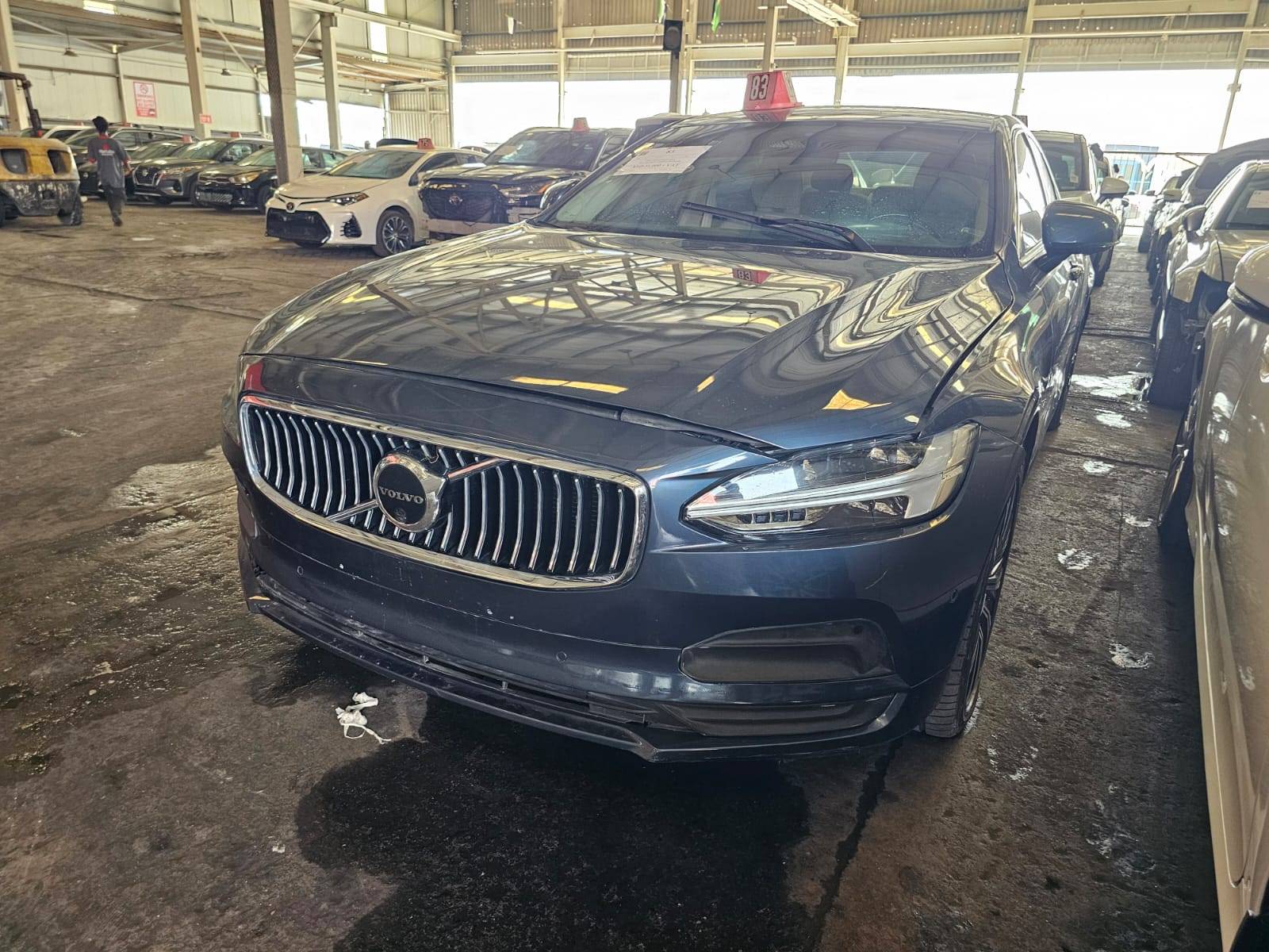 2023 VOLVO S90 — 100 KM — Lot 8PP120145 — Main - Marhaba Auctions Used Cars - Image 3