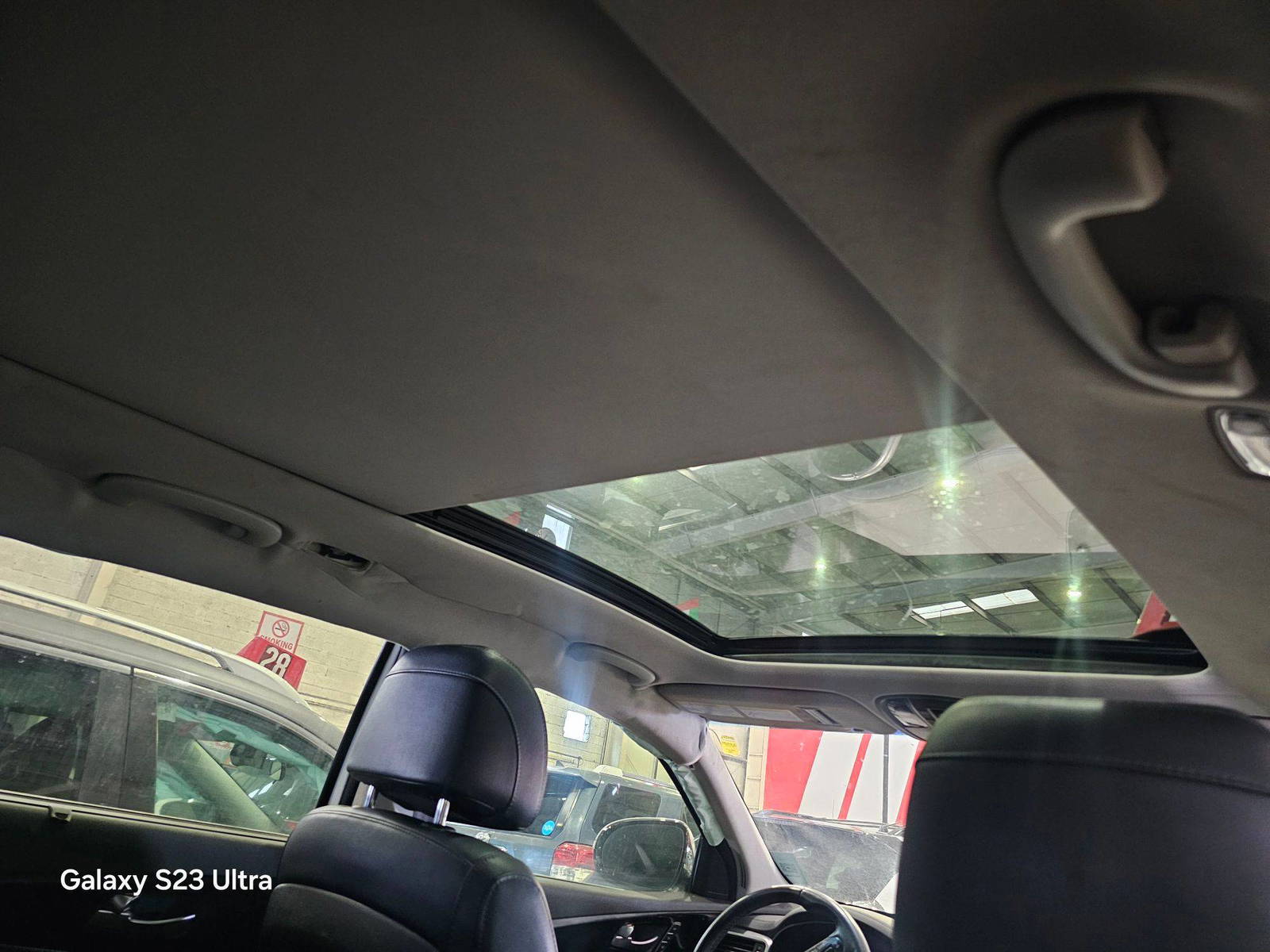 KIA SORENTO 2017 - Marhaba Auction Used Cars - Image 10