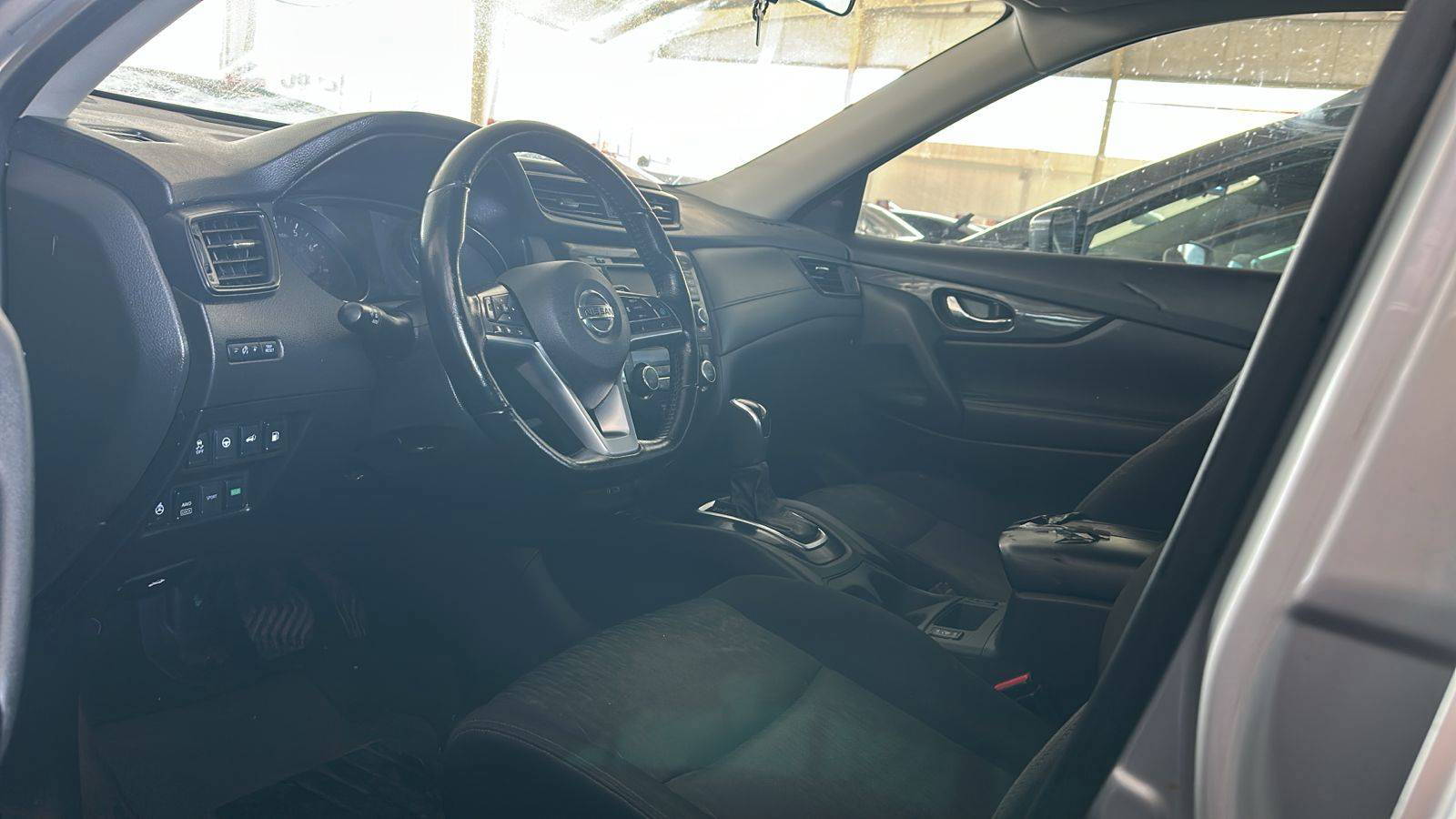 NISSAN ROGUE 2020 - Marhaba Auction Used Cars - Image 6