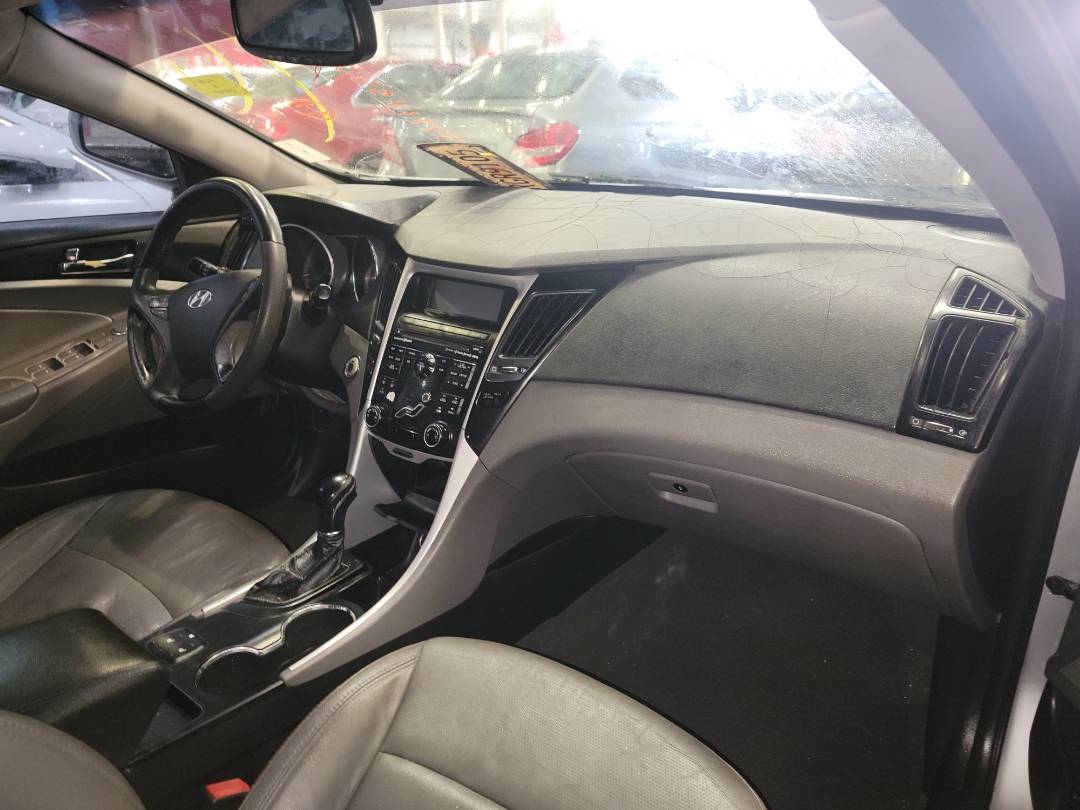 2011 HYUNDAI SONATA — 182200 Miles — Lot 169110 - Marhaba Auctions Used Cars - Image 5
