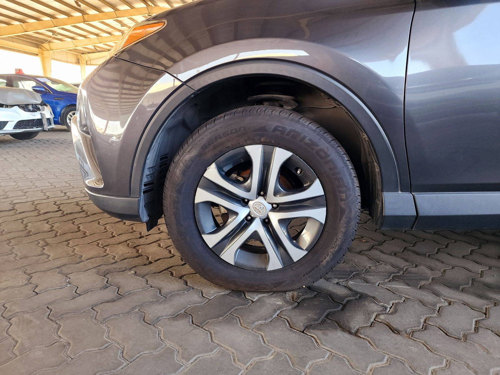 2018 TOYOTA RAV4 — 92034 Miles — Lot 39616454 — Souq - Marhaba Auctions Used Cars - Image 10