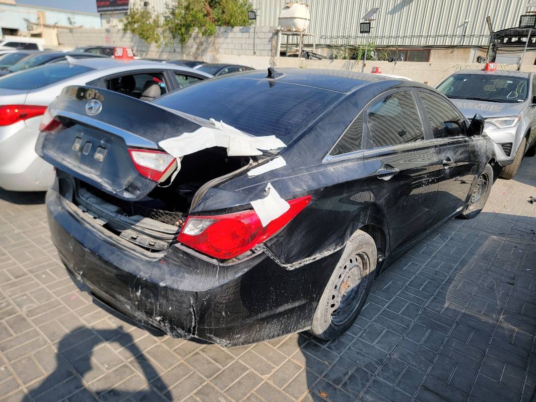 2011 HYUNDAI SONATA — 215480 Miles — Lot 68089213 - Marhaba Auctions Used Cars - Image 4