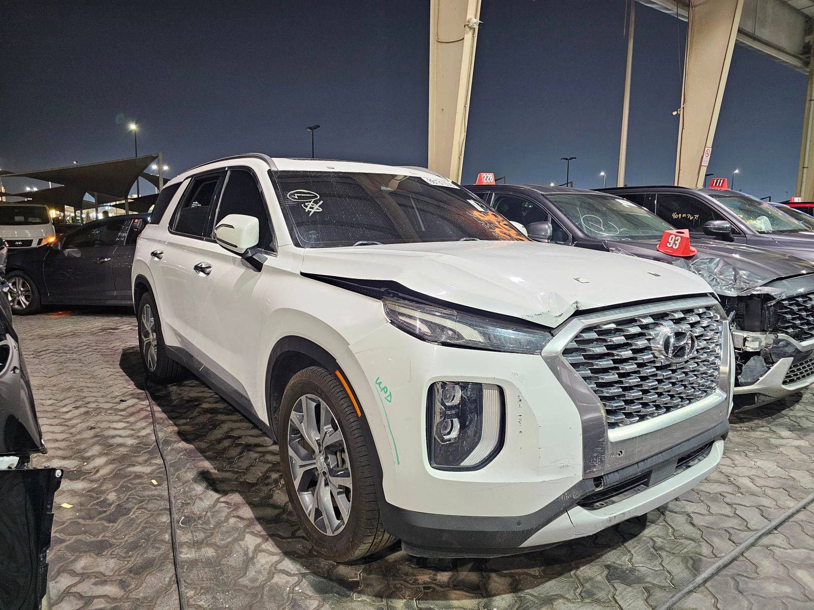 2020 HYUNDAI PALISADE SEL — 62557 Miles — Lot HE9LU031355 — Souq - Marhaba Auctions Used Cars - Image 3