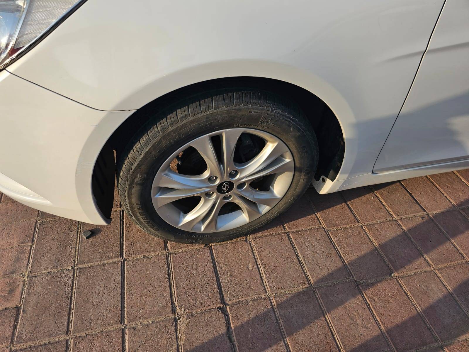 HYUNDAI SONATA 2011 - Marhaba Auction Used Cars - Image 9