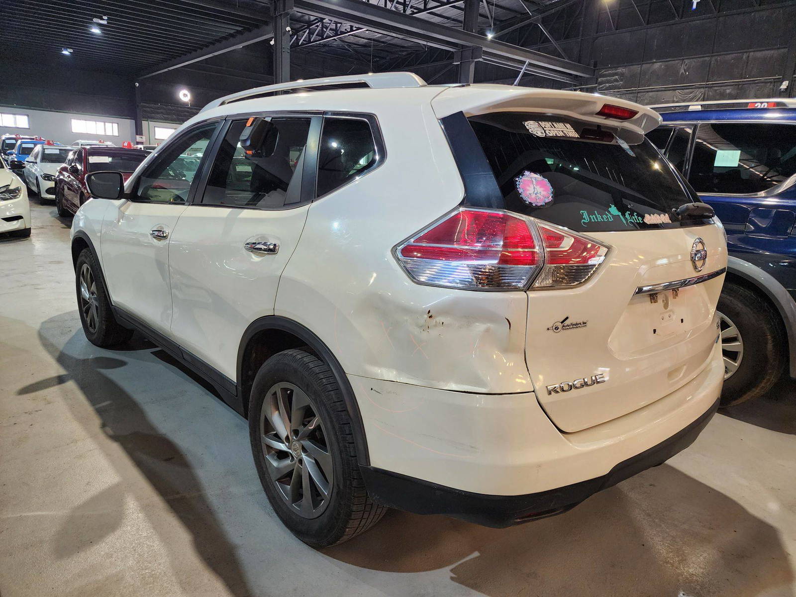 2014 NISSAN ROGUE — 127693 Miles — Lot 33506 — Al Quoz - Marhaba Auctions Used Cars - Image 4