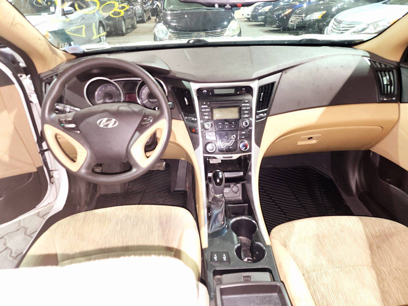 2013 HYUNDAI SONATA — 131230 Miles — Lot DH802530 — Souq - Marhaba Auctions Used Cars - Image 7
