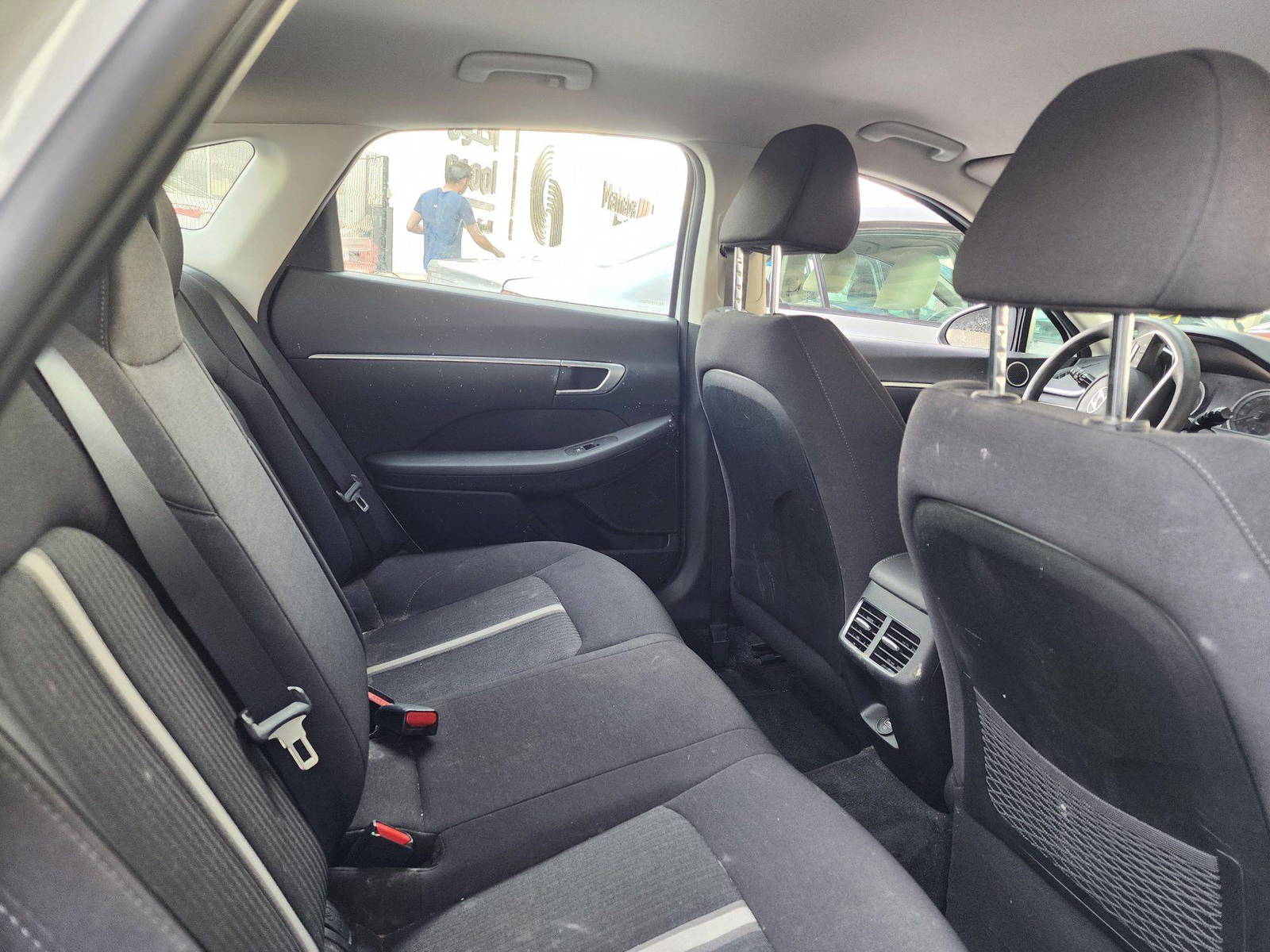 2021 HYUNDAI SONATA — 25742 Miles — Lot 41135794 — Souq - Marhaba Auctions Used Cars - Image 4