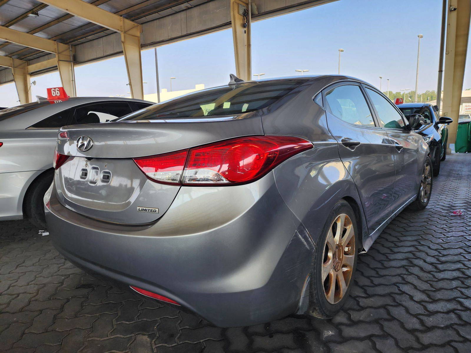 2012 HYUNDAI ELANTRA — 189310 Miles — Lot 55225084 — Souq - Marhaba Auctions Used Cars - Image 3