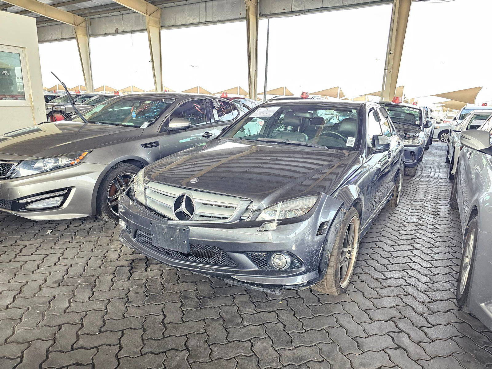 2009 MERCEDES BENZ C 350 — 207273 KM — Lot 40014852 — Souq - Marhaba Auctions Used Cars - Image 5