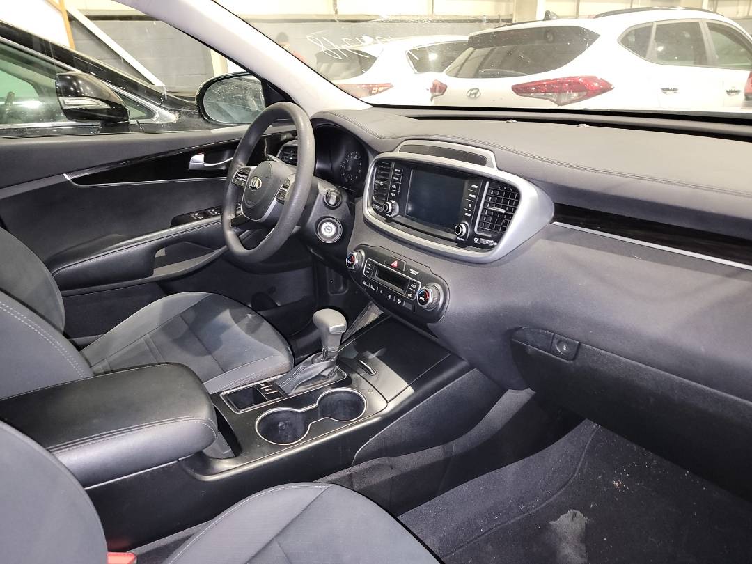 2019 KIA SORENTO — 77483 Miles — Lot 59791243 - Marhaba Auctions Used Cars - Image 5
